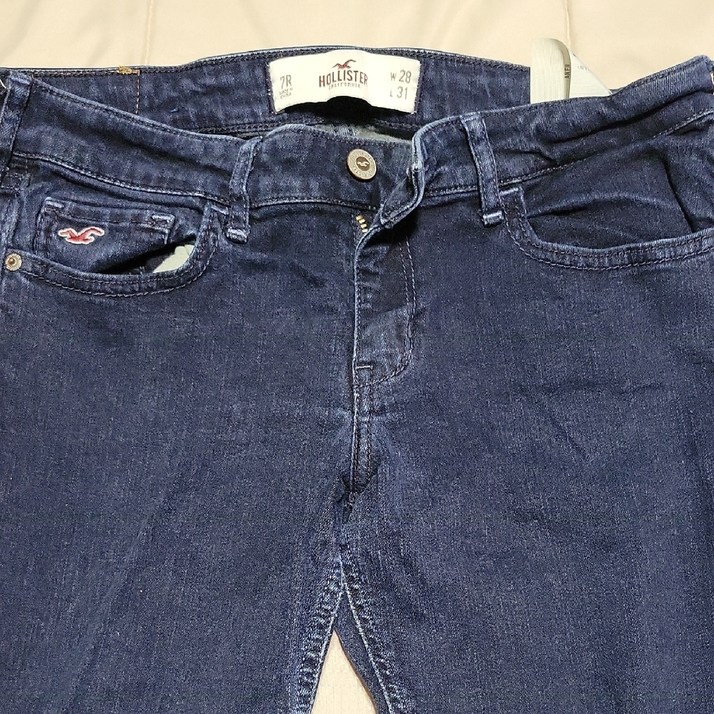 Hollister Women's Dark Blue Skinny Jeans